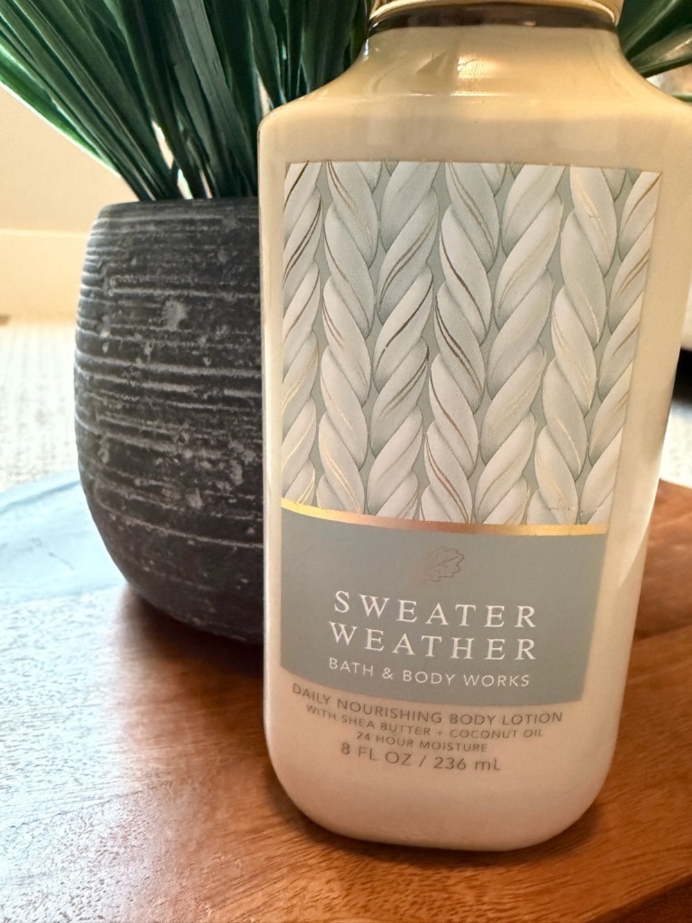 Bath & Body Works Sweater Weather Body Lotion shea butter coconut oil